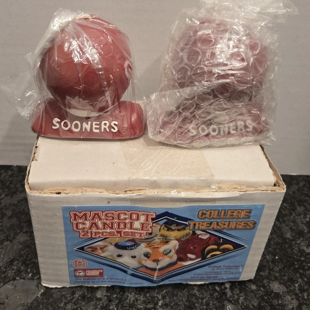Oklahoma Sooners Mascot Candle Set of‎ 2 College Treasures Football